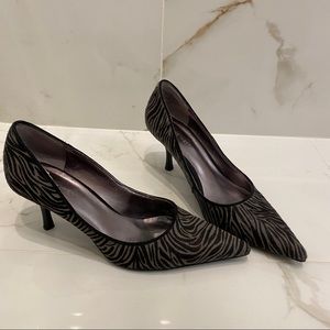Nine West kitten heels